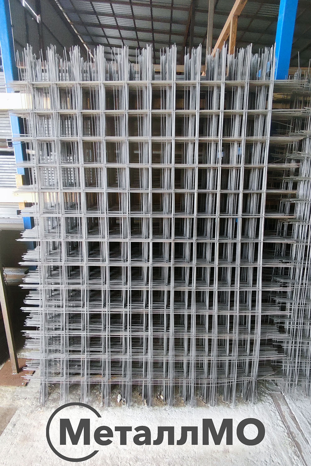 setka svarnaya kladochnaya v kartakh 100x100x5mm 1 5x2m