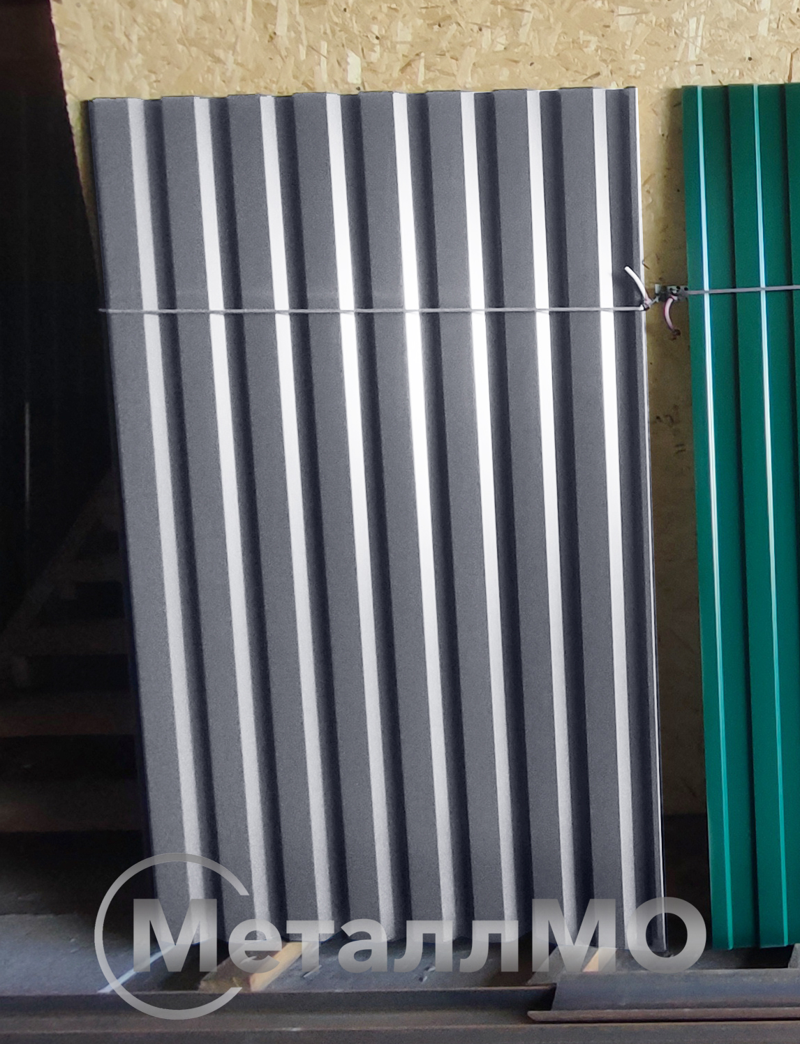 profnastil okrashennyy s8 0 4kh1150 1200 kh2000 ral 7004 signalnyy seryy