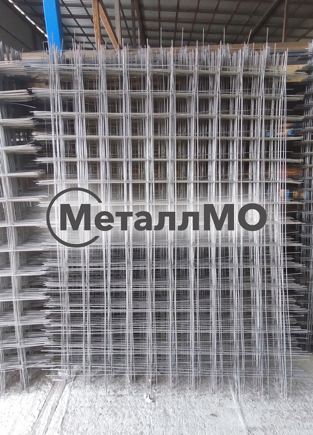 setka svarnaya kladochnaya v kartakh 50x50x3mm 1x2m