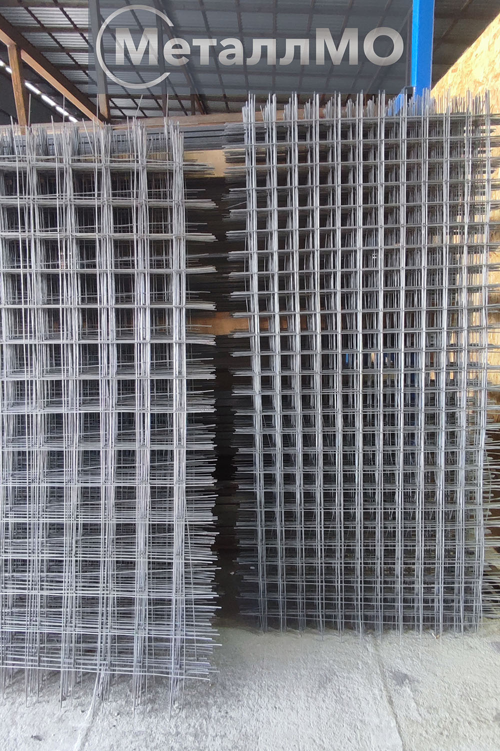 setka svarnaya kladochnaya v kartakh 50x50x3mm 1x2m